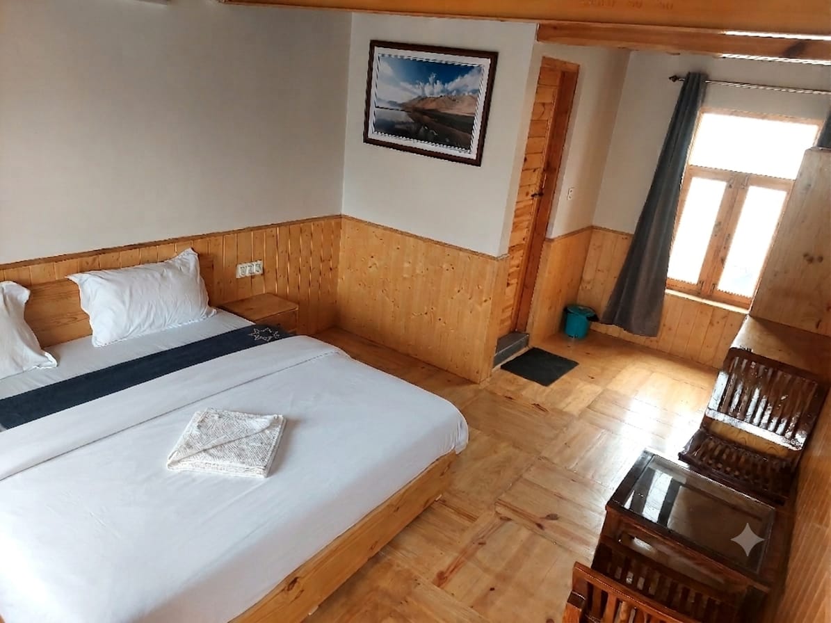 The Mountain Homestay - Tap to explore photos