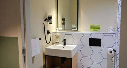 greet hotel Orthez Bearn Room Type - Family Room for 4 people