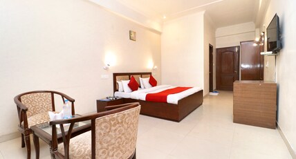 Hotel Blue Moon Room Type - Super Deluxe Rooms
