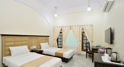Aaram Baagh- By Pachar Group Room Type - Deluxe Room