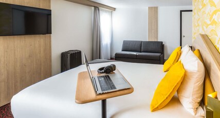 Ibis Styles Chartres Sud Barjouville open summer 25 Room Type - Comfort Family Room for 4 people