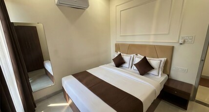 Madhav Hotel and Restaurant Room Type - 2 BHK