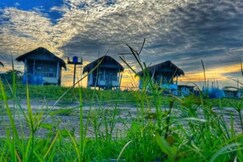 Island View Retreat By StayApart