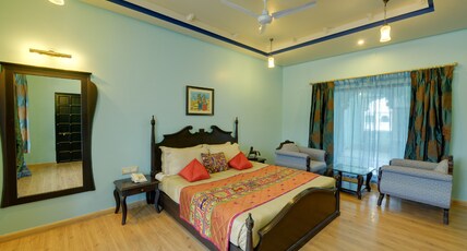 juSTa Lake Nahargarh Palace Room Type - Deluxe Room