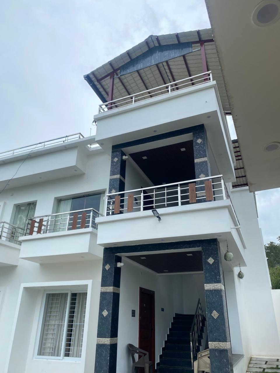 Eagle Resort - Tap to explore photos