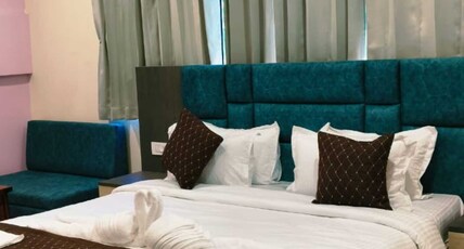 Luit Hotel Room Type - Deluxe Room