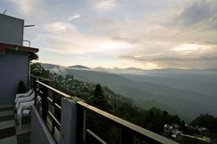Address of Hotel Hill Queen