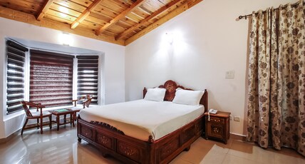 Heaven Inn | Nature Blossom Room Type - Deluxe Room With Valley View