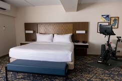 DoubleTree by Hilton Hotel Tinton Falls - Eatontown
