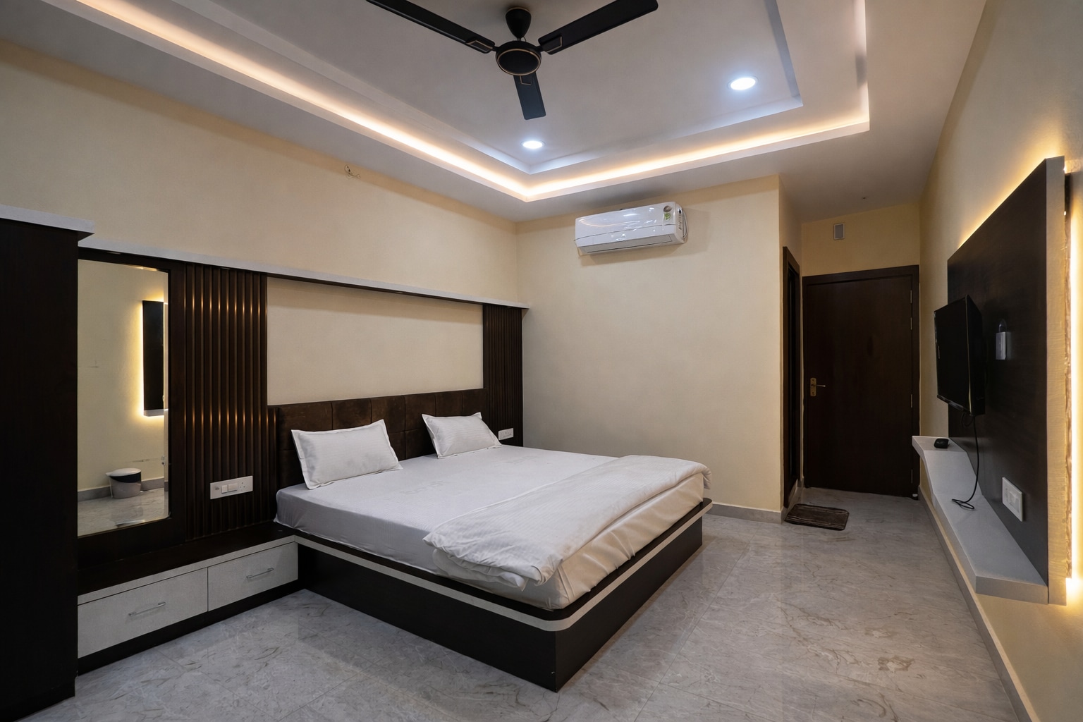 Main gallery