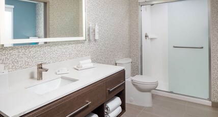 Home2 Suites by Hilton Wilmington Medical Park Downtown Room Type - 1 KING 1BEDROOM SUITE