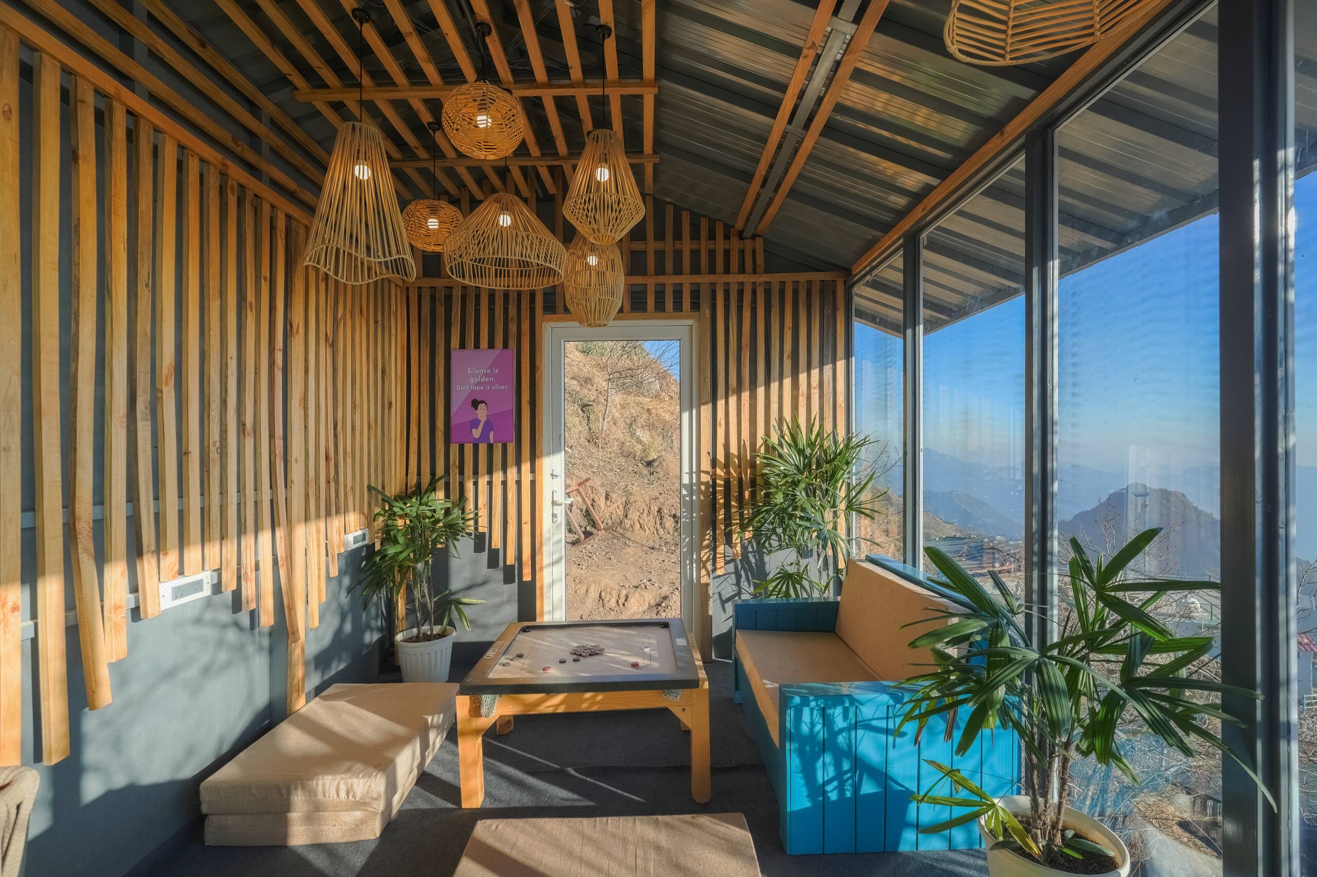Stone Chalet Jacuzzi Balcony Garden - Tap to explore photos