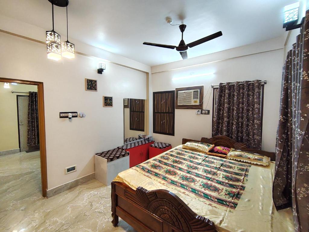 Diamond Suite, South Calcutta || Entire AC 2BHK with private gym - Tap to explore photos