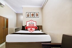 Super Collection O NIT More Adityapur Formerly Hotel Subheksha