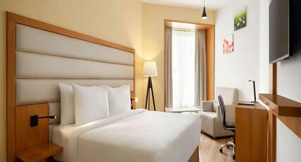 Ramada by Wyndham Dehradun Chakrata Road Room Type - Mobility Accessible 1 King Bed Non-Smoking Room