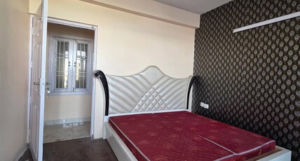 Private Room with Attached Bathroom Room Type - Bedroom 2