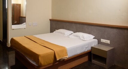 Shree Kumar Residency Room Type - Deluxe Non AC Room