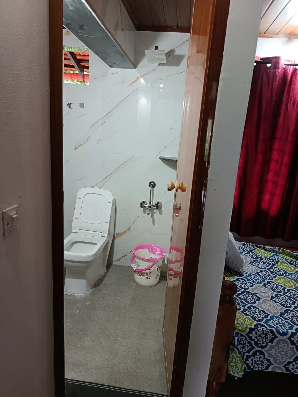 Ananya Homestay Elegant Scenic and Comfort - Tap to explore photos