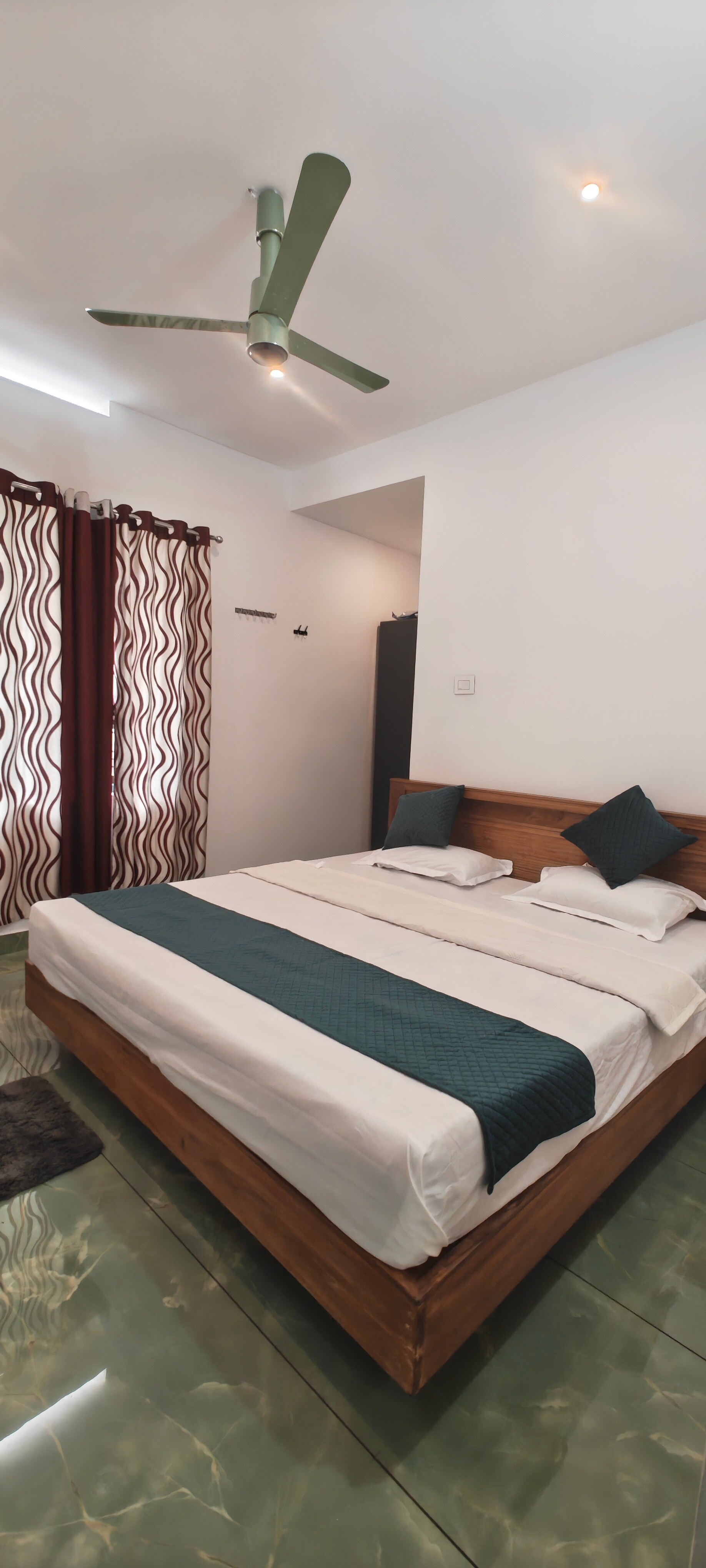 Royal palace Home Stay Wayanad - Tap to explore photos