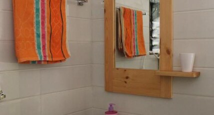 Sai Homestay Room Type - Double Deluxe AC Room