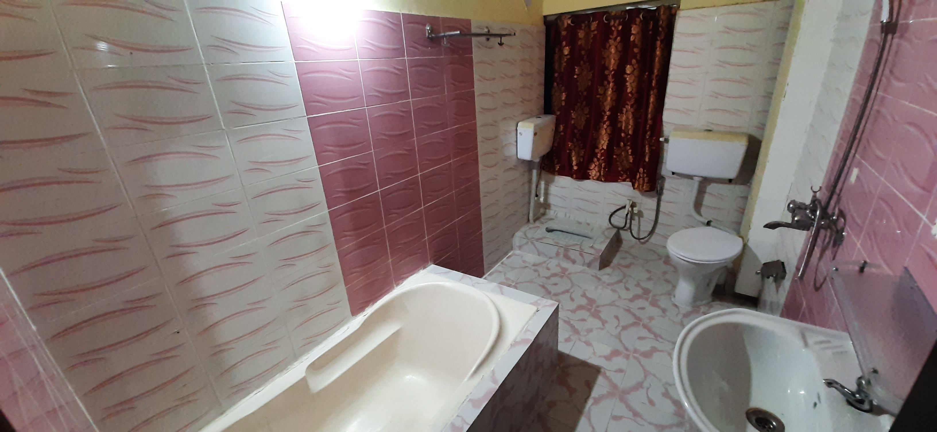 Vatika Inn, Bodhgaya - Tap to explore photos