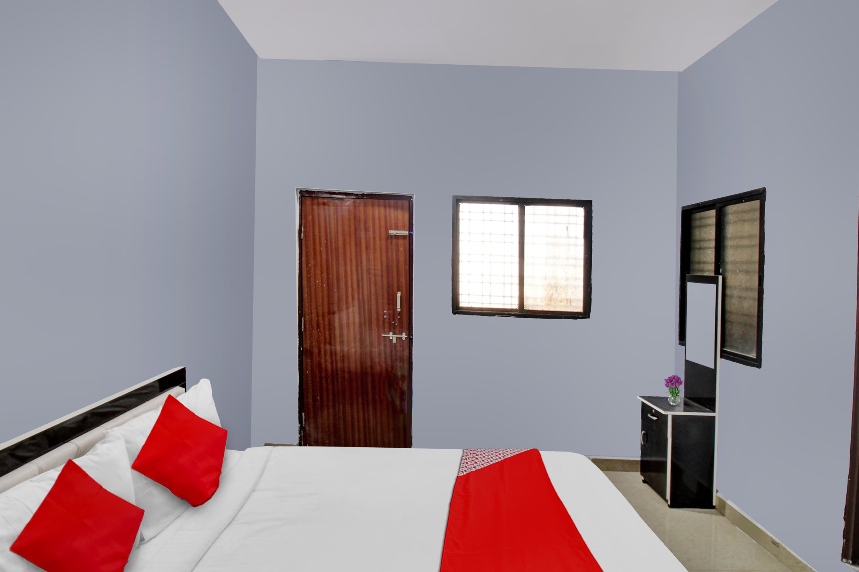 Hotel O Pritesh Deluxe - Tap to explore photos