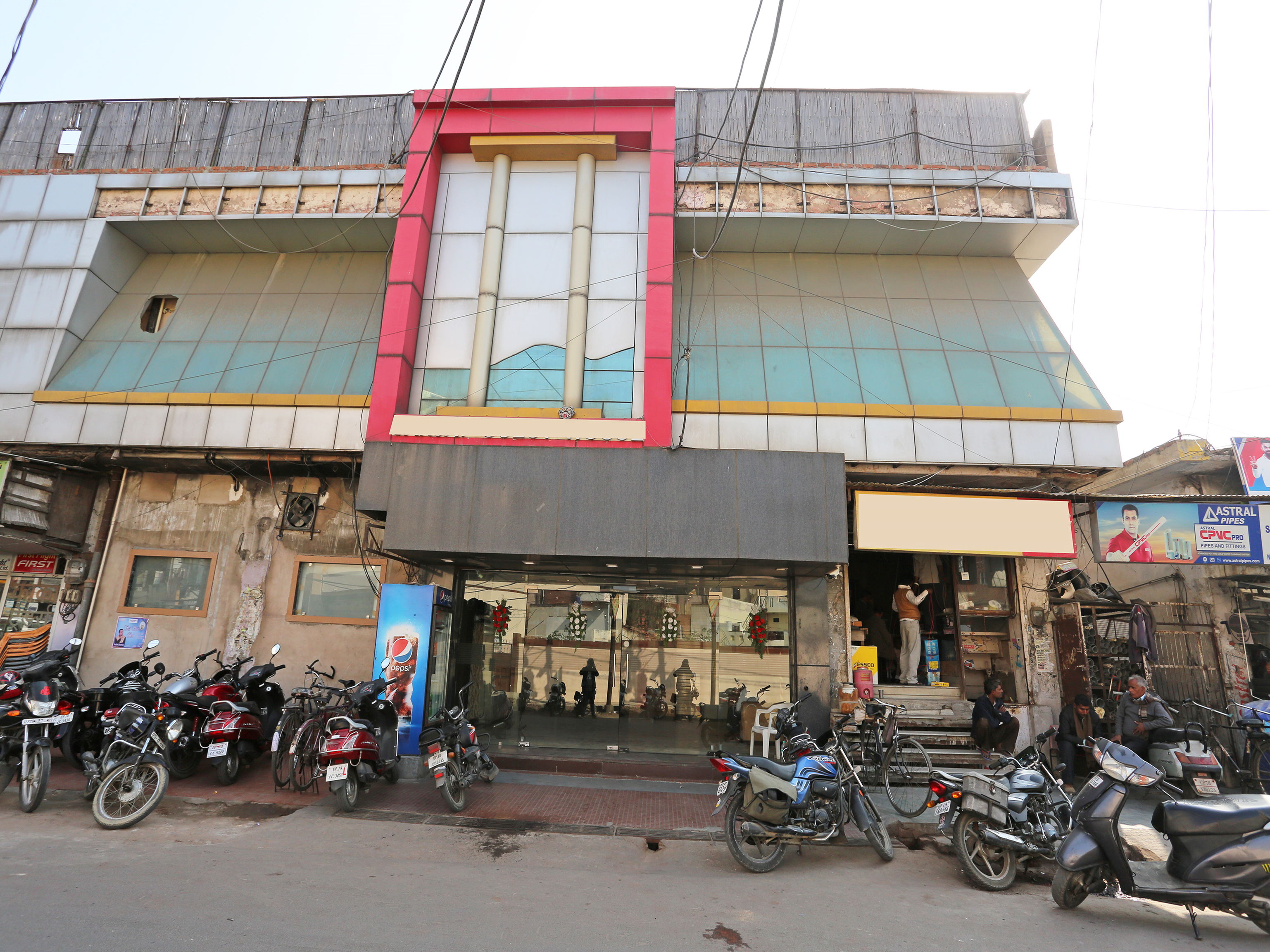 Sanjay guest house - Tap to explore photos