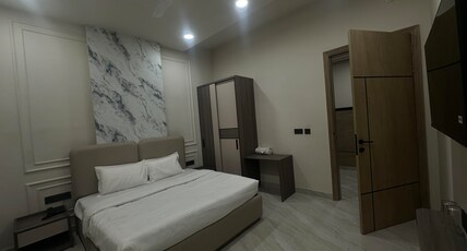 Raj Inn Room Type - Super Deluxe