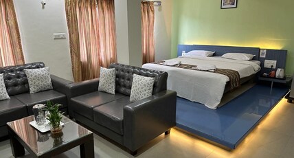 Hotel Vivek Room Type - Suite Room Ac