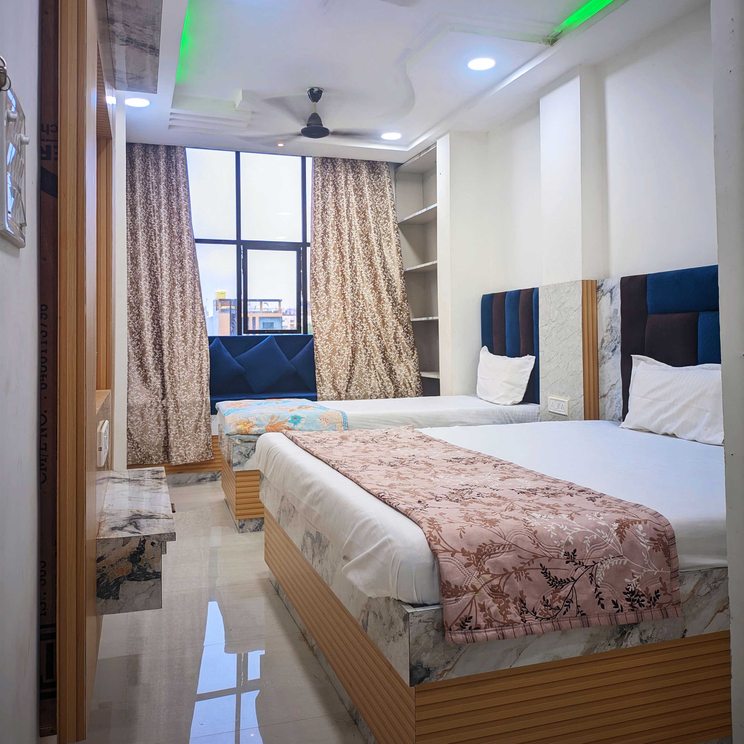 Hotel Moad Mudgal Palace - Tap to explore photos