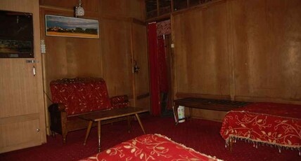 Green Mountain Houseboats Room Type - Deluxe