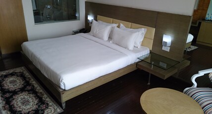 Rosewood International Hotel Room Type - Executive Room