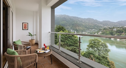 Fortune LakeView, Bhimtal-Member ITC Hotels' Group Room Type - Lake View Suite Fortune LakeView, Bhimtal-Member ITC Hotels' Group Room Type - Lake View Suite