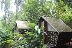 Nutmeg Farm House 