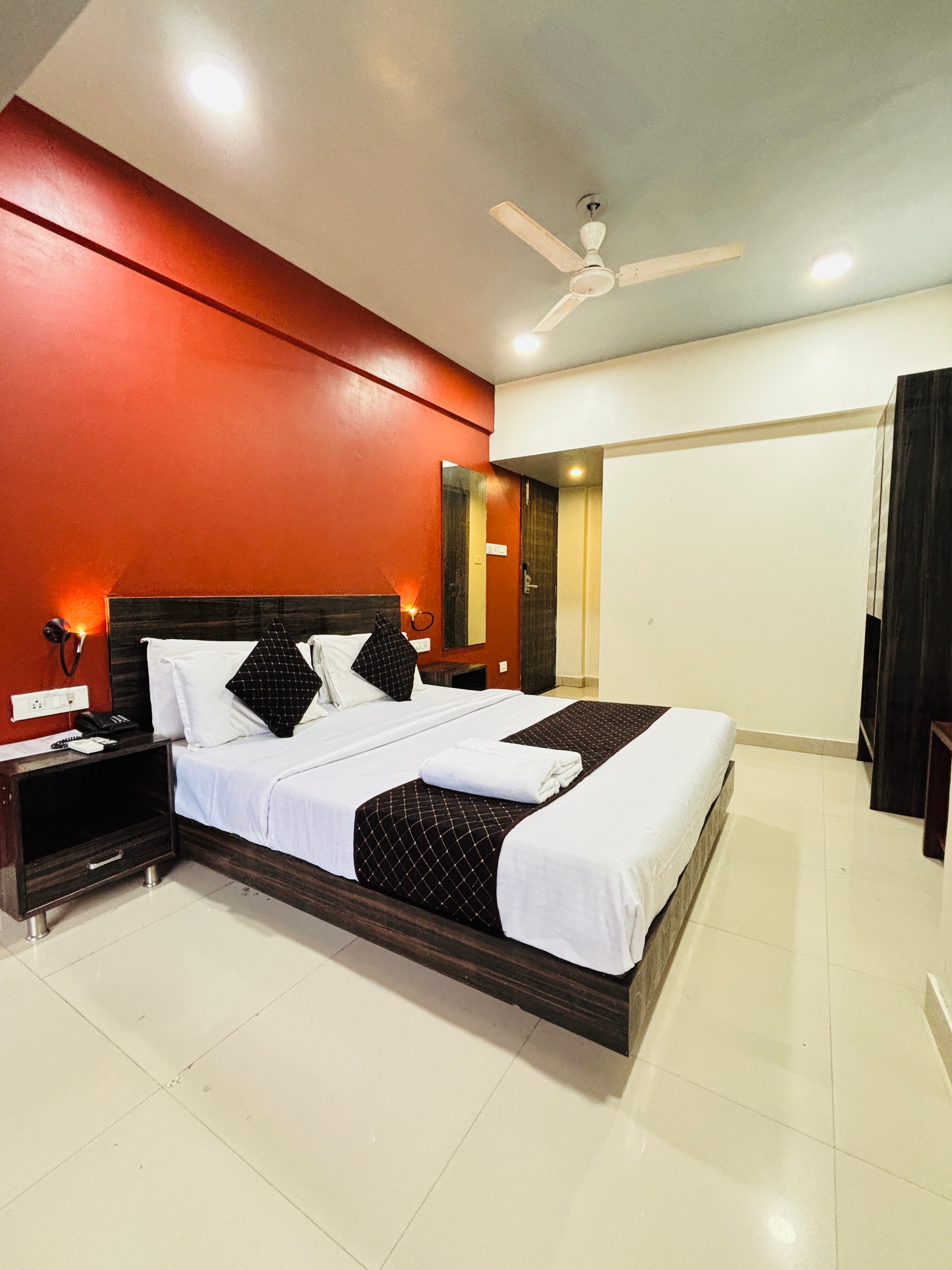 Hotel Rajdhani Pune - Tap to explore photos