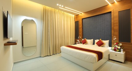 SREEVALSAM GRANDE Room Type - Junior Suite