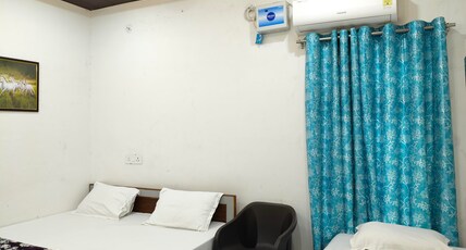 Hotel BK Room Type - Triple bed room 7