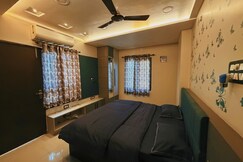 Geeta's Luxuria