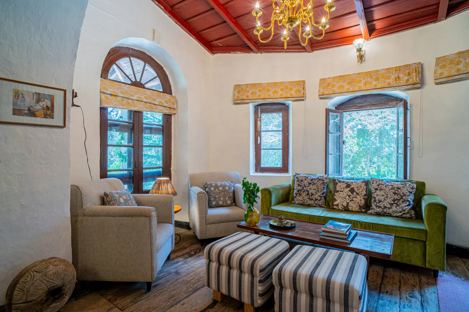 StayVista at Colonial Retreat - Tap to explore photos