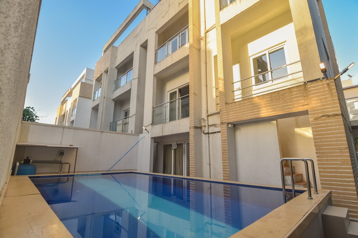 N5 villa 5bhk with Private Pool - Tap to explore photos