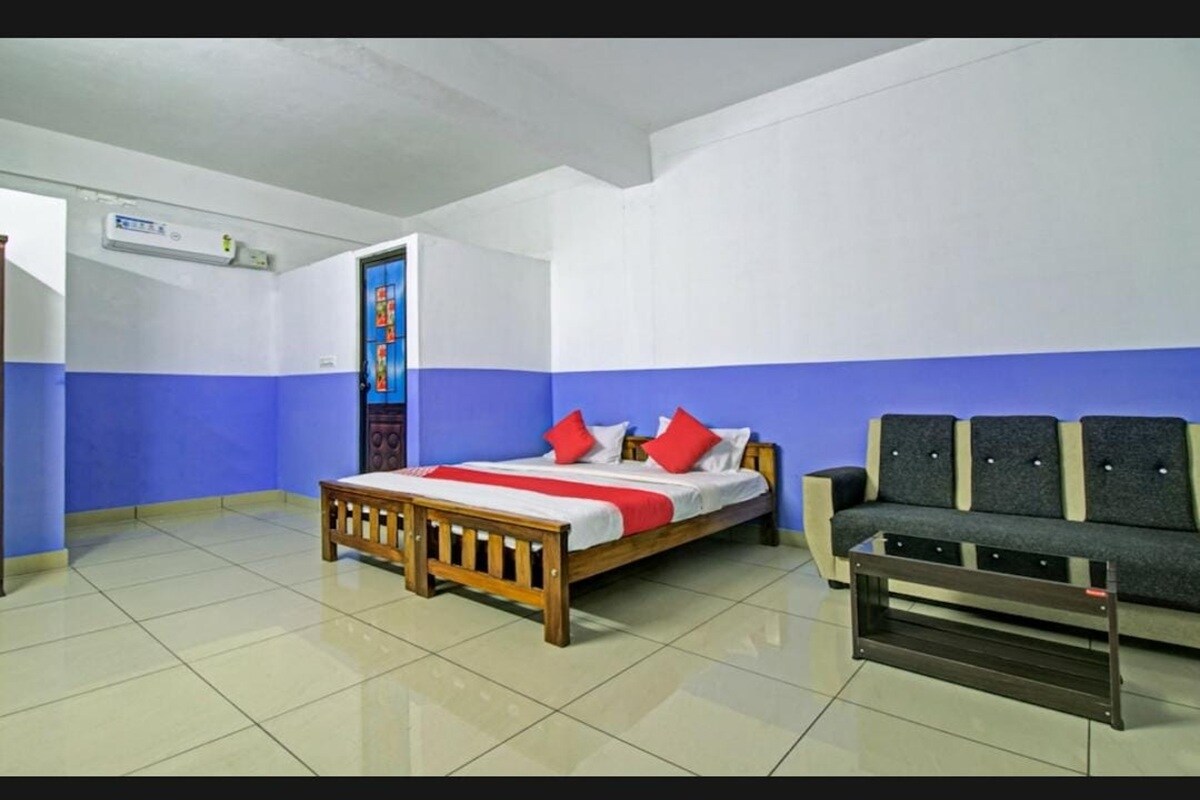 Amana Tourist Home - Tap to explore photos