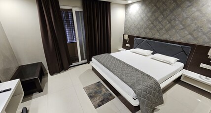 Sridham 100M From Puri Sea Beach Room Type - Super Deluxe AC Room