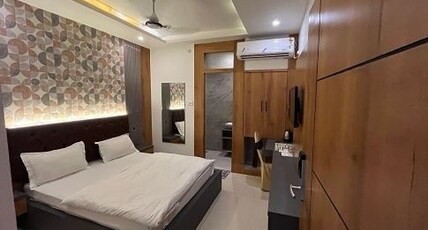 HOTEL SATYAM INN(Ginger Restaurant) Room Type - DELUXE