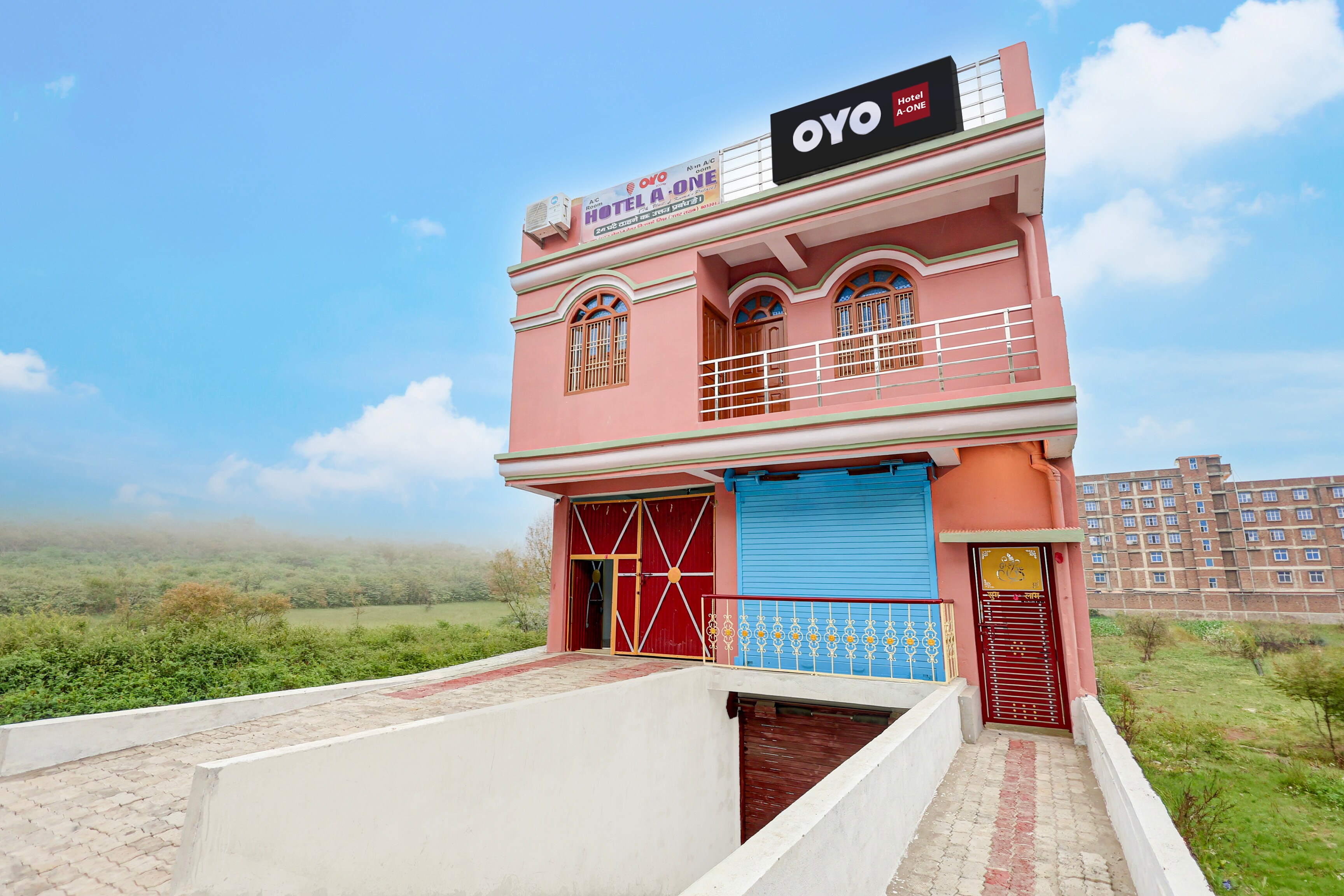 HOTEL O A-ONE - Tap to explore photos