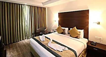 Hotel Aravali Room Type - Suite Room