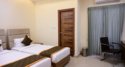OTEL FEEL COMFORT Room Type - Deluxe Twin with balcony