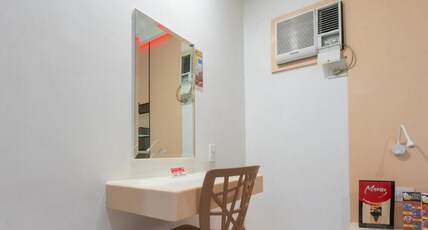 Hotel Sogo Guadalupe Room Type - Deluxe Room