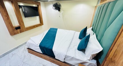 Sai Plaza Residency Room Type - Double Room