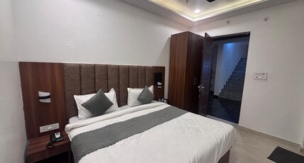 Hotel Royal Plaza Room Type - Classic Room