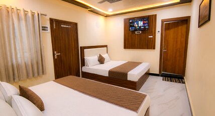 Hotel Diamond inn Mathura Room Type - Family Room